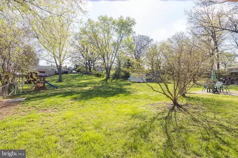 Exterior - 7707 Huron Dr, Gainesville, VA 20155 photo 11 of 12