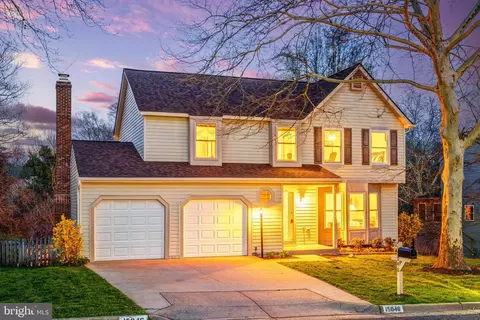 15046 Camellia Ln, Dumfries, VA 22025