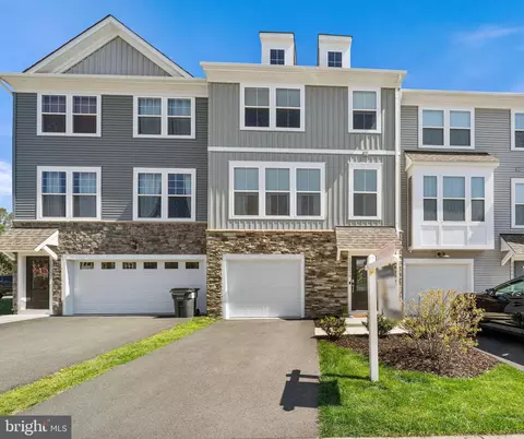 10539 Waterbury Woods Way, Manassas, VA 20112