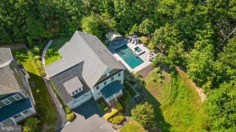 17200 Miss Packard Ct, Dumfries, VA 22026