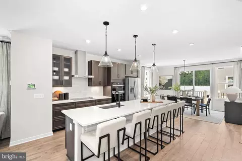 17996 Alicia Ave, Dumfries, VA 22026