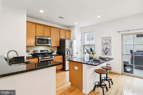 Kitchen - 4505 Potomac Highlands Cir, Triangle, VA 22172 photo 1 of 11