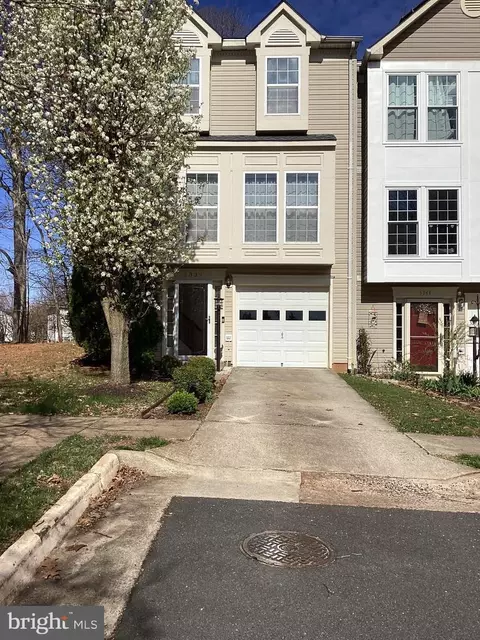 5339 Tortoise Pl, Woodbridge, VA 22193