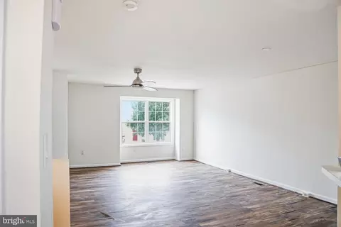 8461 Tackhouse Loop, Gainesville, VA 20155 photo 3