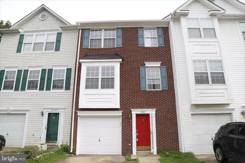 8461 Tackhouse Loop, Gainesville, VA 20155