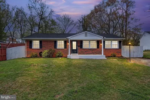 13313 Kelsey Ct, Woodbridge, VA 22193