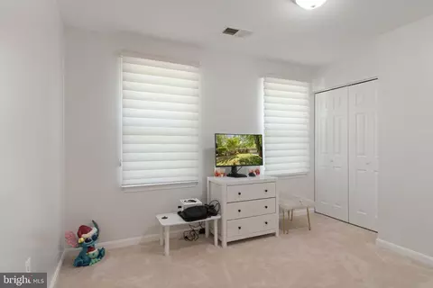 Bedroom - 12522 Spring Dr, Manassas, VA 20112 photo 4 of 7