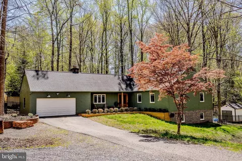 12701 Shane Thomas Ln, Manassas, VA 20112