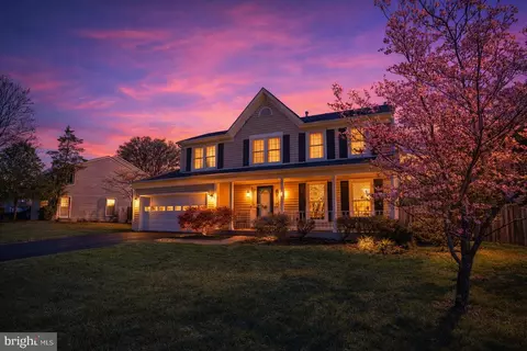 14719 Stratford Dr, Woodbridge, VA 22193