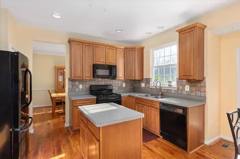 Kitchen - 9140 Big Springs Loop, Bristow, VA 20136 photo 1 of 3