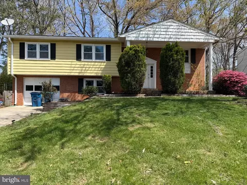 13829 Delaney Rd, Woodbridge, VA 22193