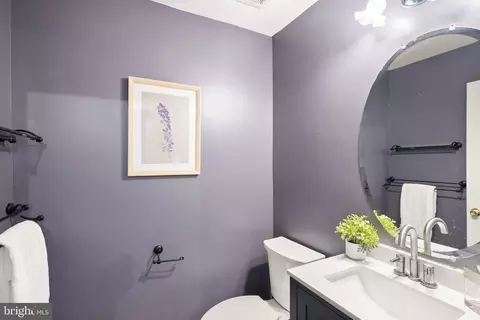 Bath - 12328 Grimsby Ln, Bristow, VA 20136 photo 1 of 6