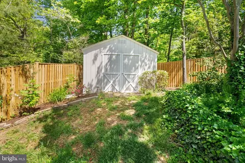 Exterior - 12328 Grimsby Ln, Bristow, VA 20136 photo 9 of 10