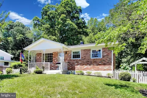 3806 Fortuna Ct, Woodbridge, VA 22193