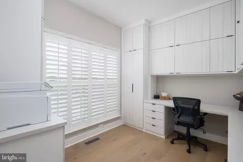 Other - 7658 Bexhill Ct, Gainesville, VA 20155 photo 2 of 17