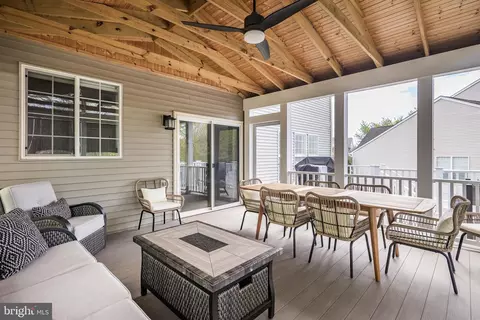 Exterior - 7658 Bexhill Ct, Gainesville, VA 20155 photo 5 of 15