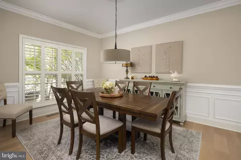 Dining - 7658 Bexhill Ct, Gainesville, VA 20155 photo 2 of 2