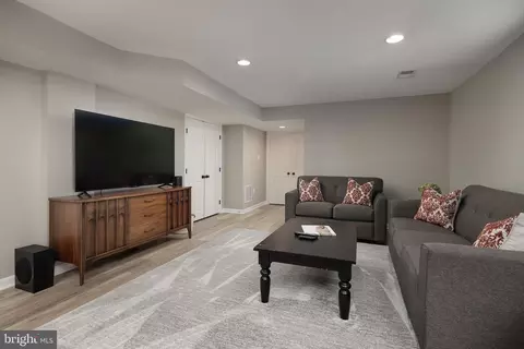 Other - 7658 Bexhill Ct, Gainesville, VA 20155 photo 12 of 17