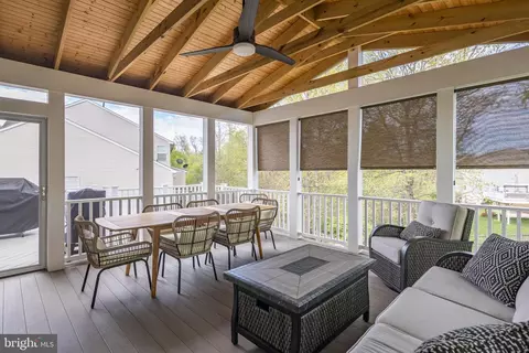 Exterior - 7658 Bexhill Ct, Gainesville, VA 20155 photo 4 of 15