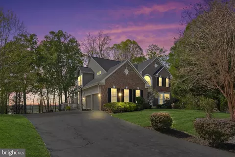 15590 Canvasback Ct, Woodbridge, VA 22191