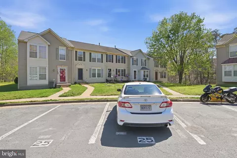 Exterior - 17455 Kagera Dr, Dumfries, VA 22025 photo 4 of 4