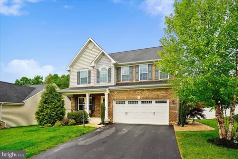 Exterior - 12845 Hoadly Manor Dr, Manassas, VA 20112 photo 3 of 14