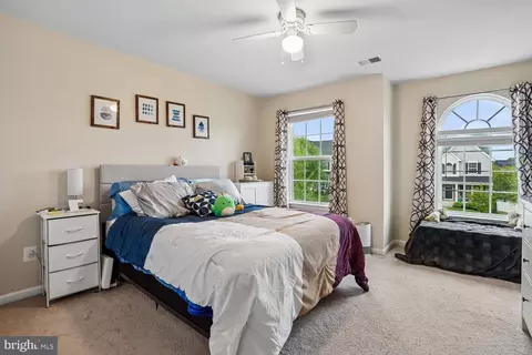 Bedroom - 12845 Hoadly Manor Dr, Manassas, VA 20112 photo 5 of 14
