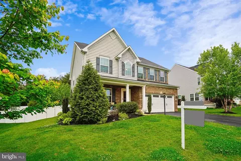 Exterior - 12845 Hoadly Manor Dr, Manassas, VA 20112 photo 2 of 14
