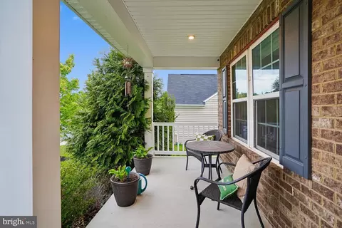 Exterior - 12845 Hoadly Manor Dr, Manassas, VA 20112 photo 5 of 14