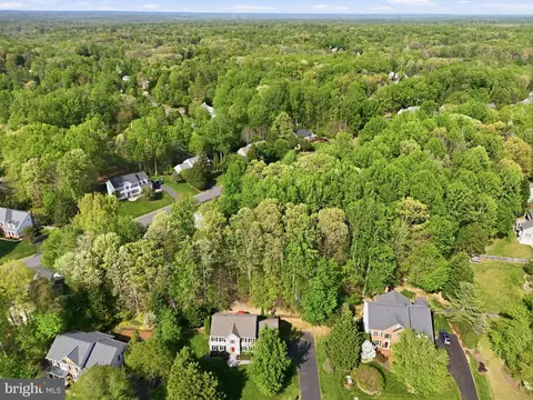 View/Area - 7864 Meadowgate Dr, Manassas, VA 20112 photo 3 of 3