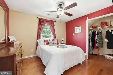 Bedroom - 7864 Meadowgate Dr, Manassas, VA 20112 photo 5 of 6