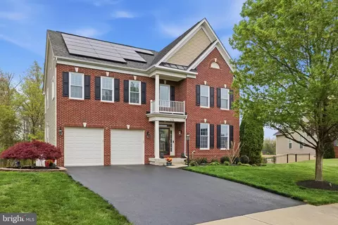 16118 Green Bay St, Haymarket, VA 20169