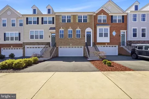 1723 Granville Ct, Woodbridge, VA 22191
