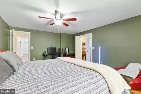 Bedroom - 12868 Paddle Wheel Ct, Manassas, VA 20112 photo 11 of 11