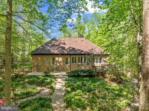 Exterior - 12868 Paddle Wheel Ct, Manassas, VA 20112 photo 9 of 11