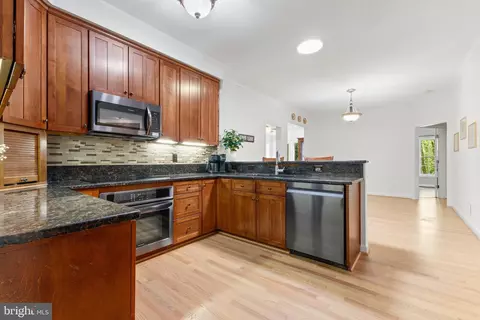Kitchen - 12868 Paddle Wheel Ct, Manassas, VA 20112 photo 1 of 3