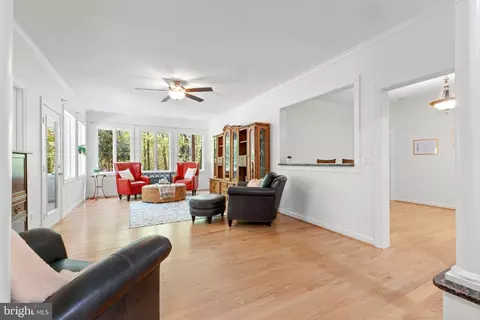 Living - 12868 Paddle Wheel Ct, Manassas, VA 20112 photo 1 of 1