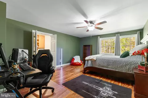 Bedroom - 12868 Paddle Wheel Ct, Manassas, VA 20112 photo 10 of 11