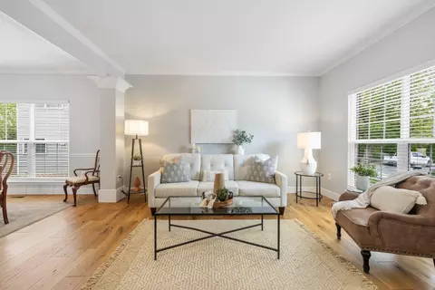 Living - 14247 Murphy Ter, Gainesville, VA 20155 photo 1 of 3