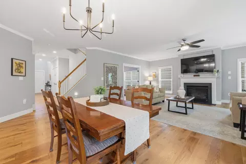 Dining - 14247 Murphy Ter, Gainesville, VA 20155 photo 4 of 4