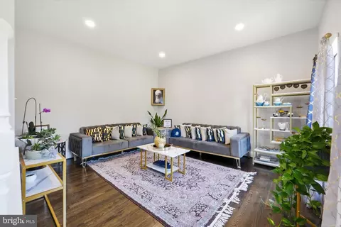 Living - 9991 Suheil Rd, Manassas, VA 20111 photo 1 of 9