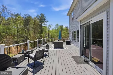 Exterior - 9991 Suheil Rd, Manassas, VA 20111 photo 8 of 15