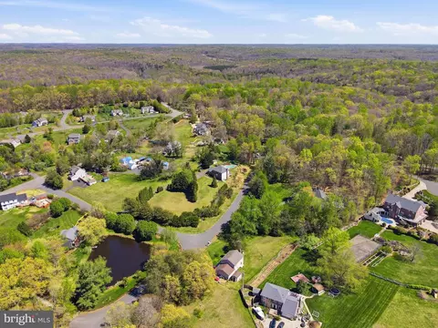 View/Area - 9991 Suheil Rd, Manassas, VA 20111 photo 13 of 16