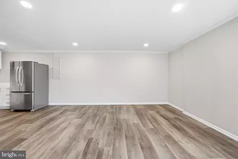 Living - 9991 Suheil Rd, Manassas, VA 20111 photo 7 of 9