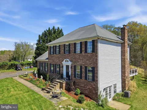 Exterior - 9991 Suheil Rd, Manassas, VA 20111 photo 11 of 15