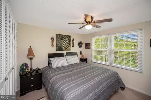 Bedroom - 15744 Vista Dr, Dumfries, VA 22025 photo 3 of 5