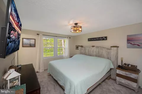 Bedroom - 15744 Vista Dr, Dumfries, VA 22025 photo 1 of 5