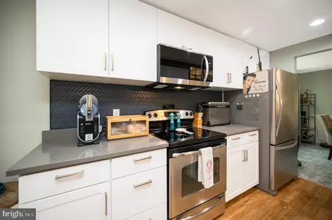 Kitchen - 15744 Vista Dr, Dumfries, VA 22025 photo 1 of 3