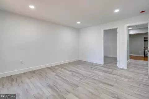 Living - 9444 Lafayette Ave, Manassas, VA 20109 photo 2 of 2