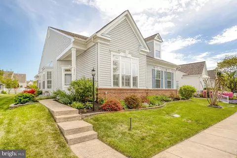 12974 Dunbarton Dr, Bristow, VA 20136